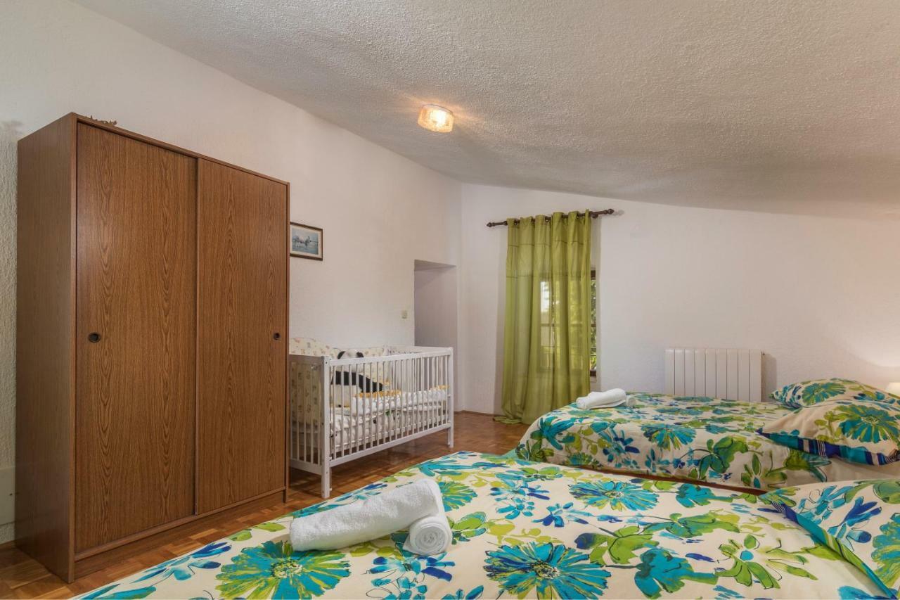 Apartment Zikovic *